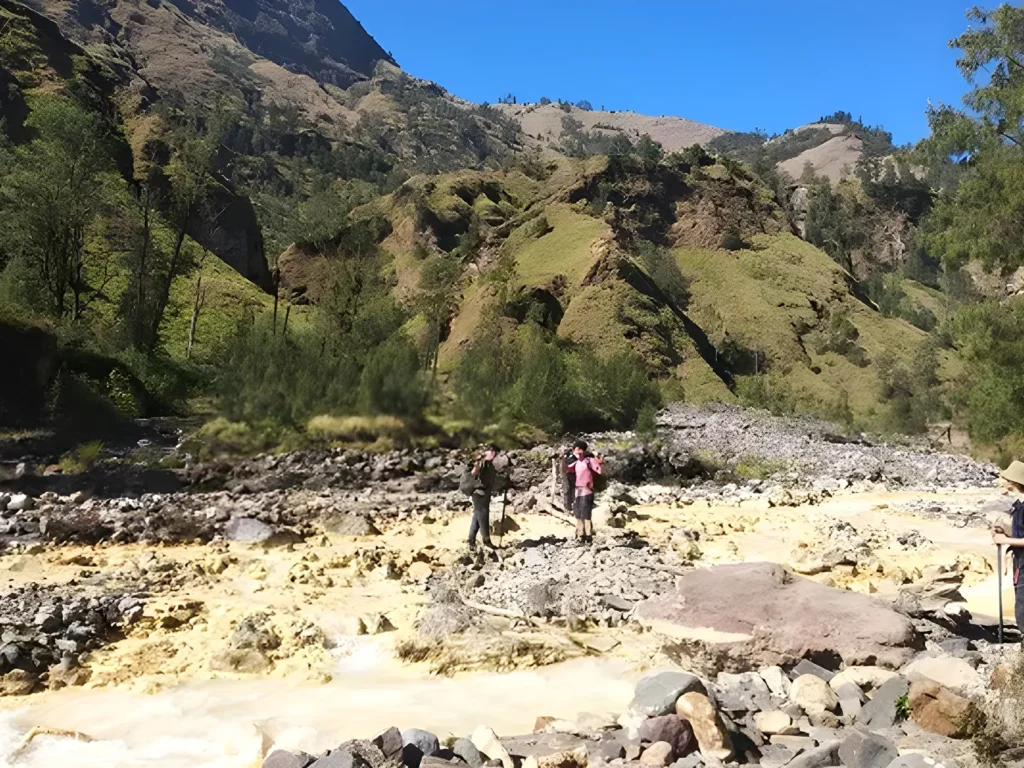 Pendakian Gunung Rinjani via Torean